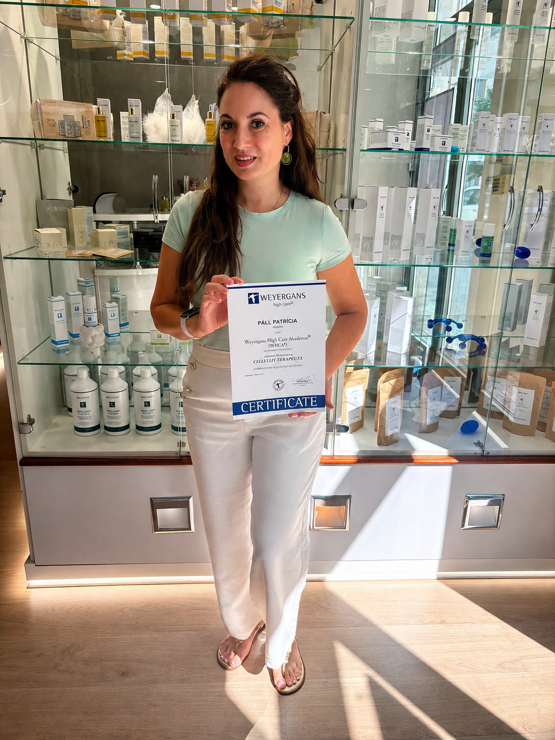 Páll Patrícia – High Care Cosmetics okleveles cellulit terapeuta